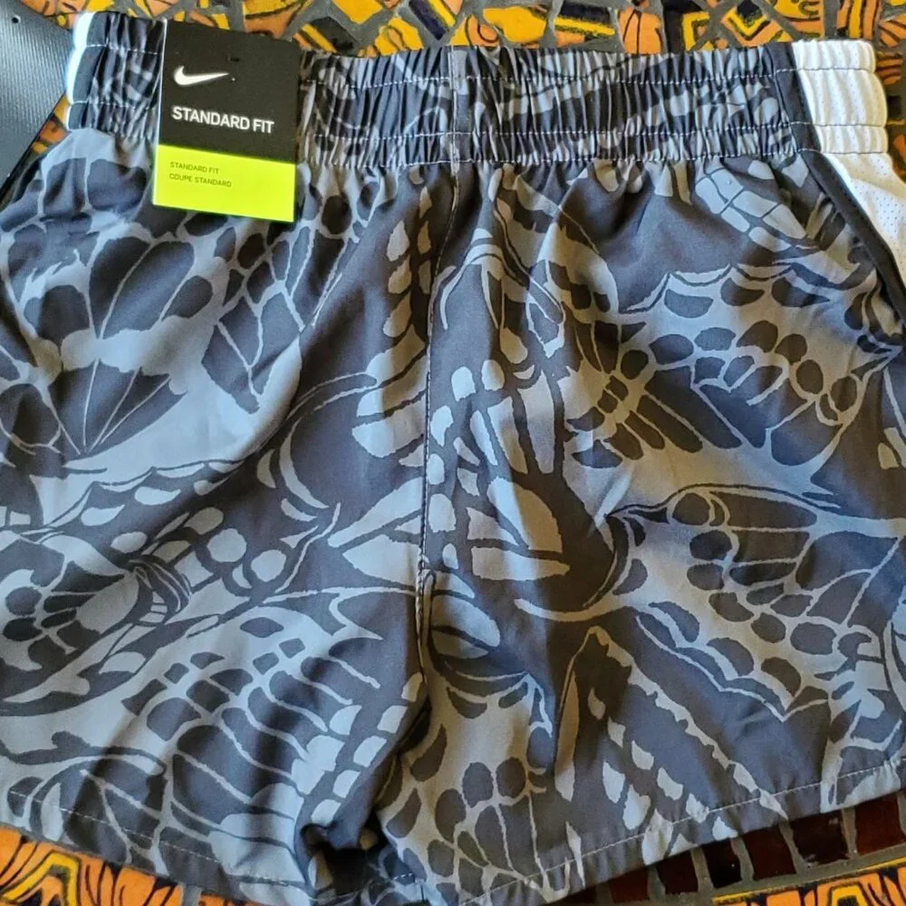 Nike Dri-FIT Printed Running Shorts for Girls  Size M  NWT